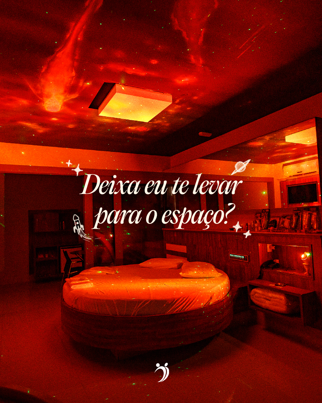 Deorum Motel: Social Media